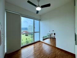 The Tampines Trilliant (D18), Condominium #587765081
